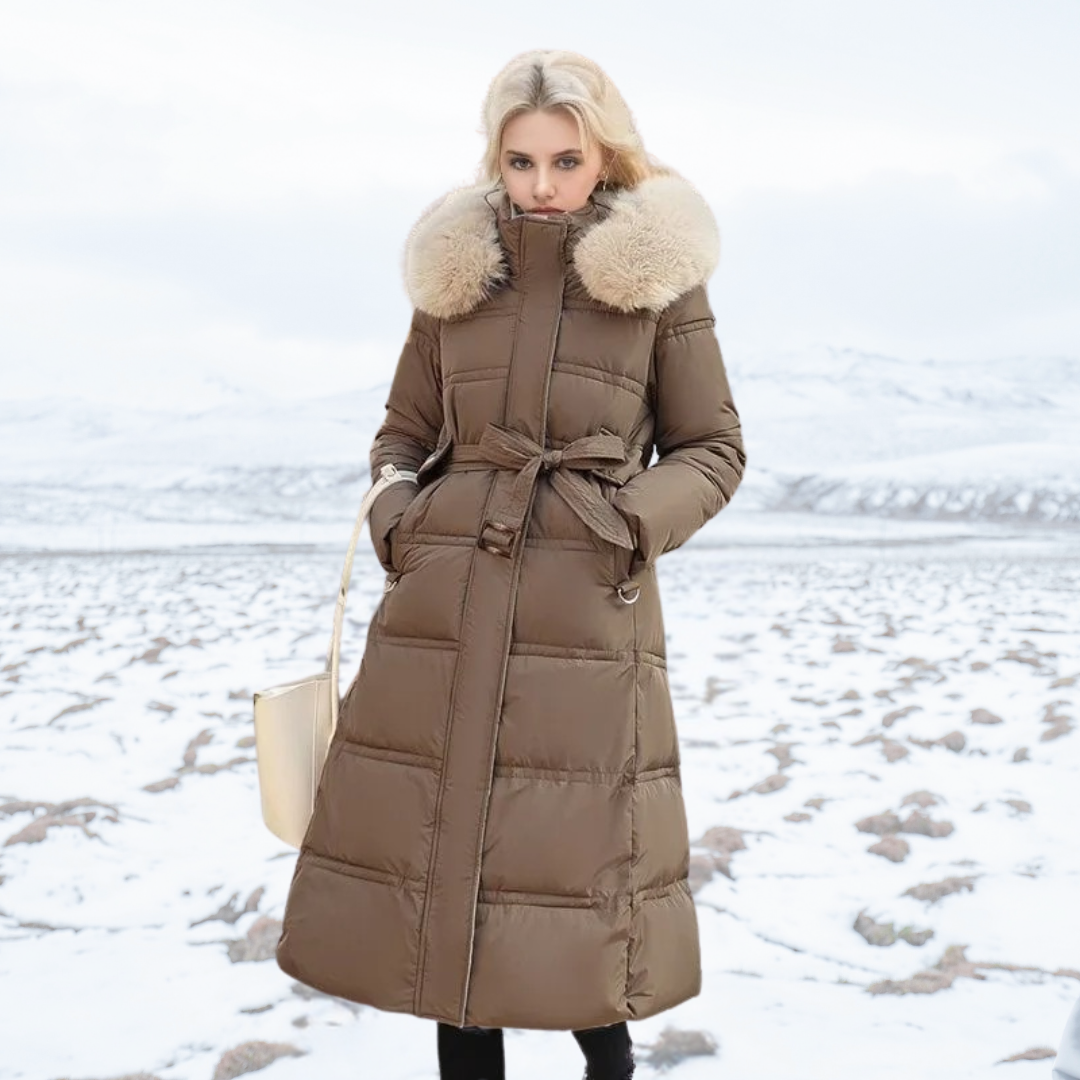 Glacé Élégance – Manteau Long Luxe d’Hiver