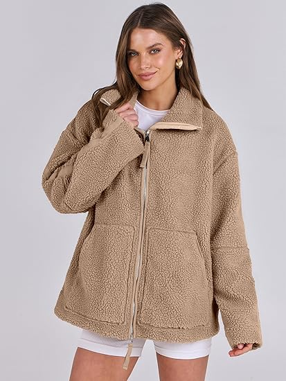 Câlin d'Hiver – Veste Douillette en Sherpa