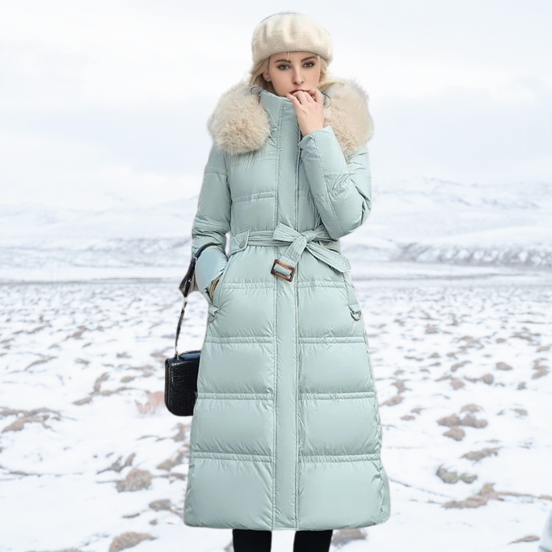 Glacé Élégance – Manteau Long Luxe d’Hiver