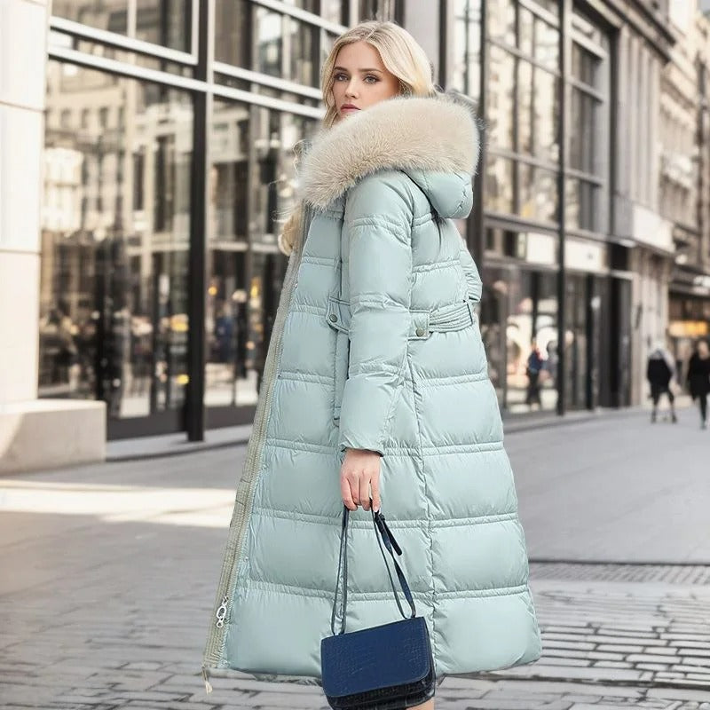 Glacé Élégance – Manteau Long Luxe d’Hiver